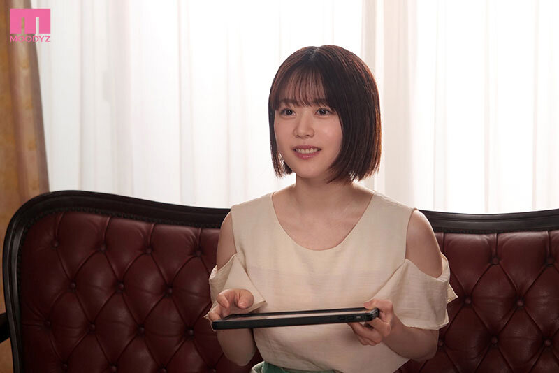 「そ・・そこ、イイ感じです!」 激ピストン乳揺れ4K機材収録 スレンダー神乳ボディを チ●ポだけでイカセまくる絶頂アクメ体位開発 水卜さくら 1枚目
